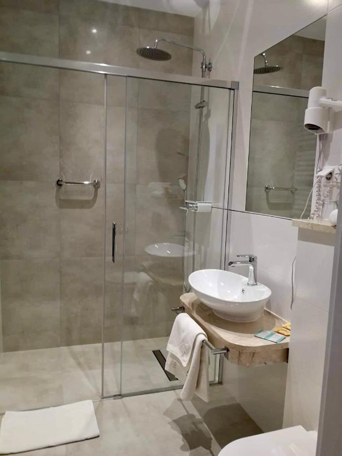 Hotel Piast 스와프스크 외부 사진