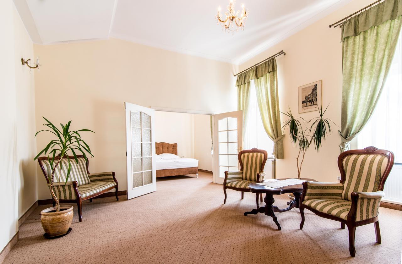 Hotel Piast 스와프스크 외부 사진
