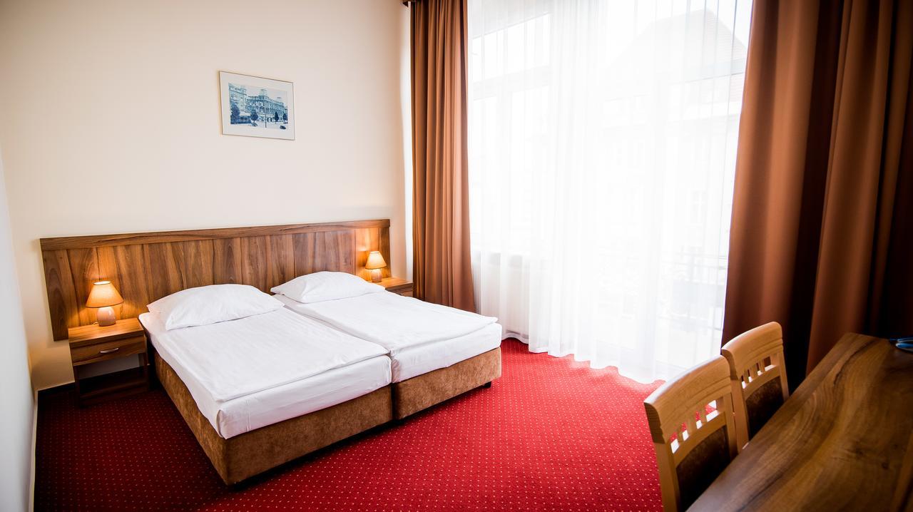 Hotel Piast 스와프스크 외부 사진