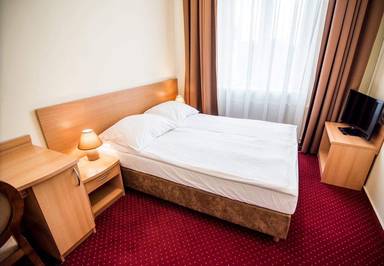 Hotel Piast 스와프스크 외부 사진
